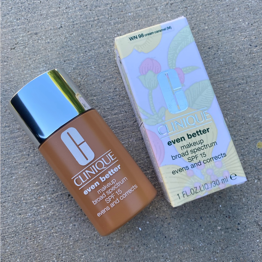 Clinique Even Better™ Makeup Broad Spectrum SPF 15 Foundation Cream Caramel